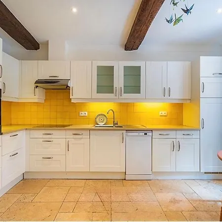 Center 75 M2 Artistic 2 To 4 People * Bormes-les-Mimosas