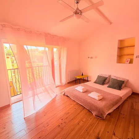 Center 75 M2 Artistic 2 To 4 People Appartamento