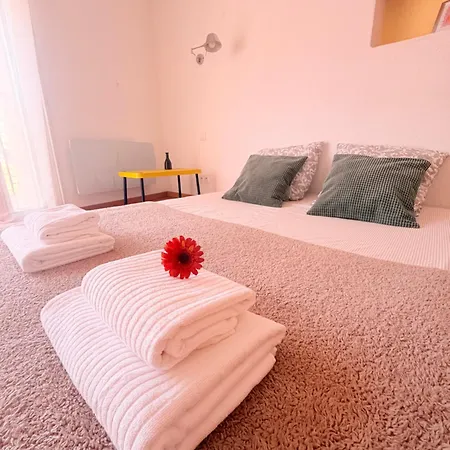 Center 75 M2 Artistic 2 To 4 People דירה בורם-לה-מימוזה