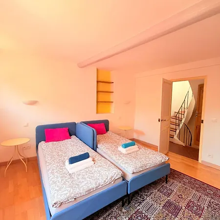 Center 75 M2 Artistic 2 To 4 People דירה בורם-לה-מימוזה