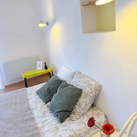 Center 75 M2 Artistic 2 To 4 People דירה *